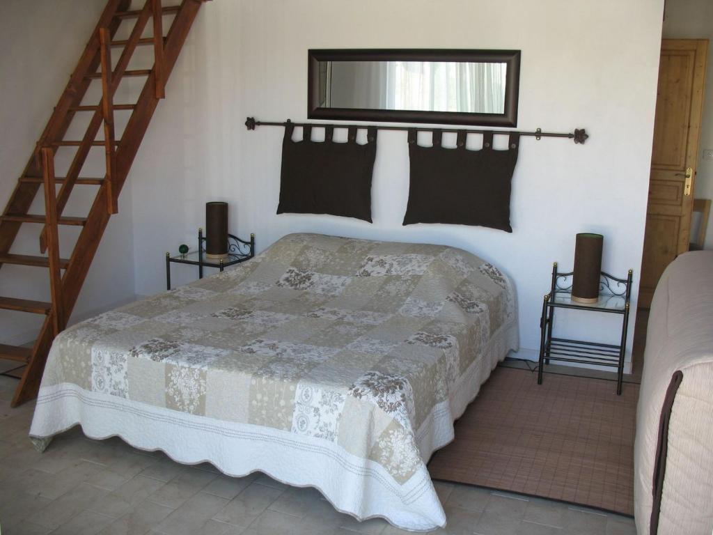 Chambre D'Hotes "La Bastide Des Eucalyptus" Bed and Breakfast Antibes Kamer foto