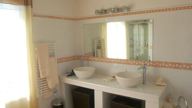 Chambre D'Hotes "La Bastide Des Eucalyptus" Antibes Kamer foto