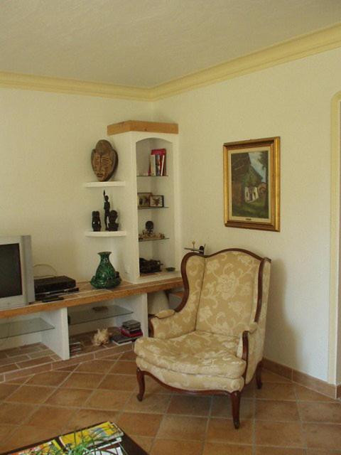 Chambre D'Hotes "La Bastide Des Eucalyptus" Antibes Buitenkant foto